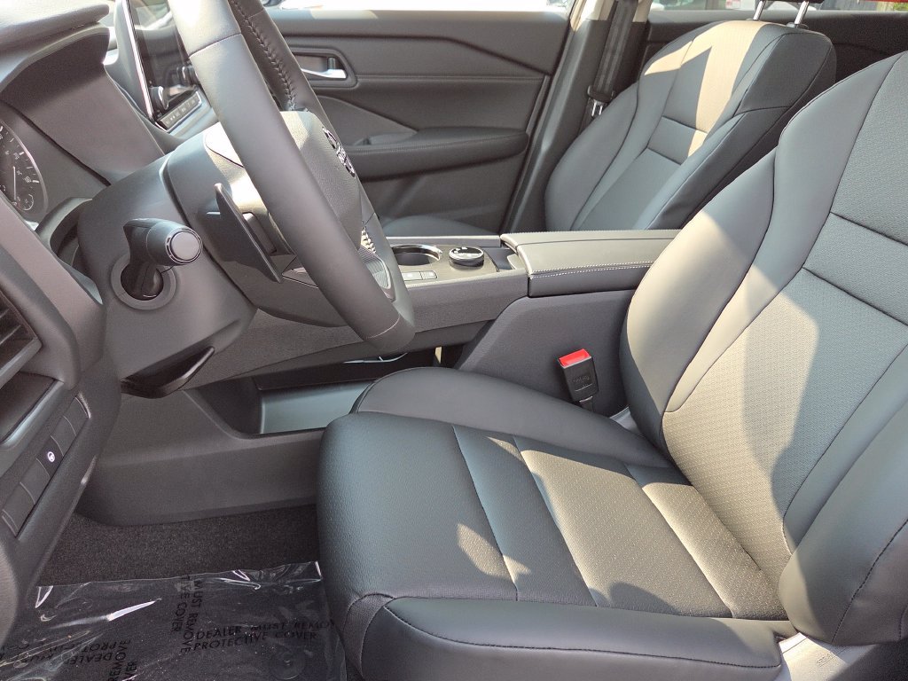 New 2026 Nissan Rogue Dark Armor AWD/4WD image 22