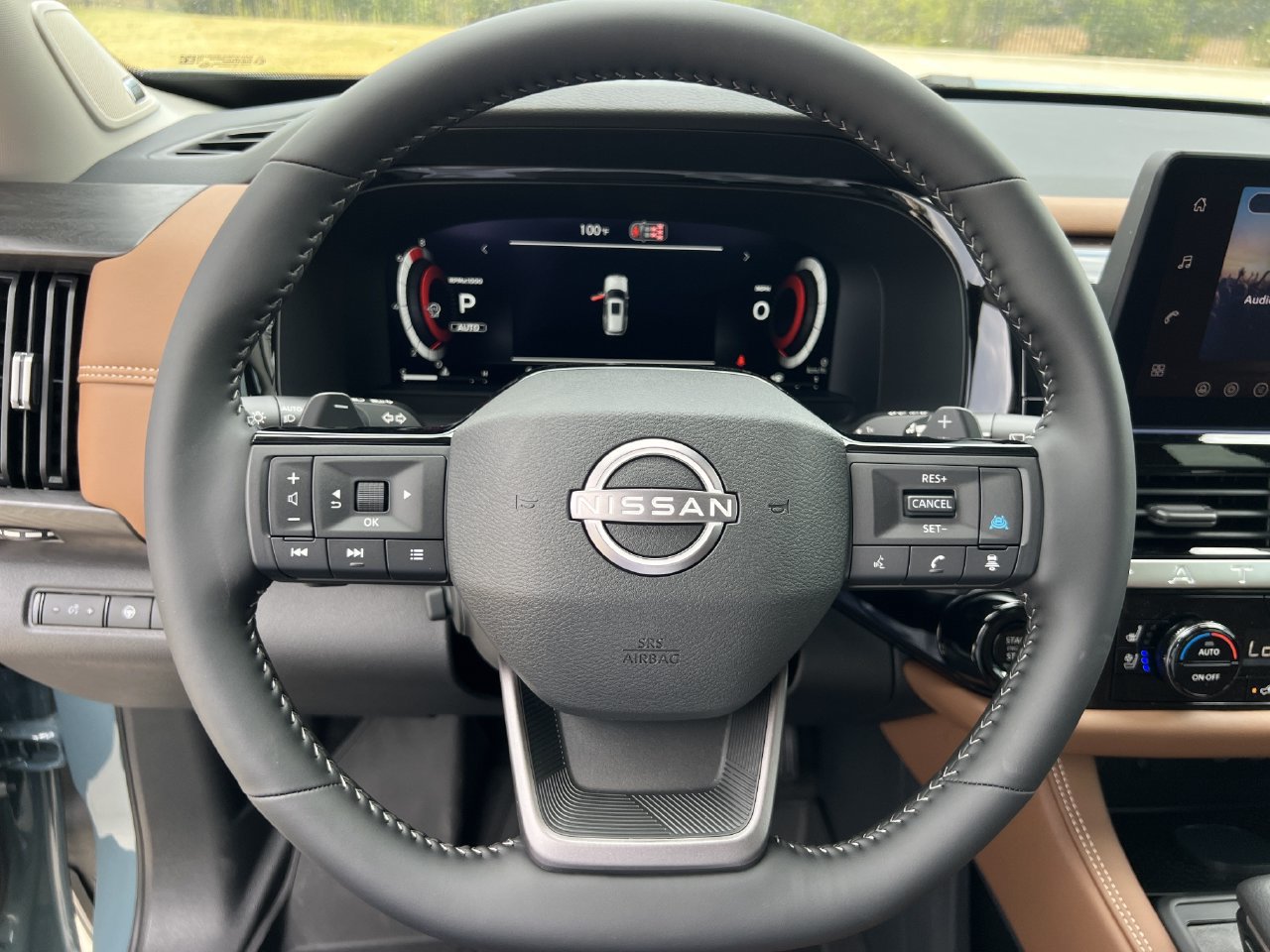 New 2026 Nissan Pathfinder Platinum AWD/4WD image 9
