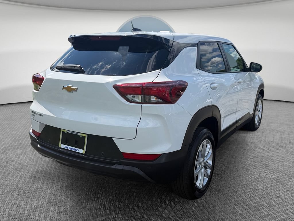 Certified 2024 Chevrolet TrailBlazer LS w/ LS Convenience Package AWD/4WD image 3