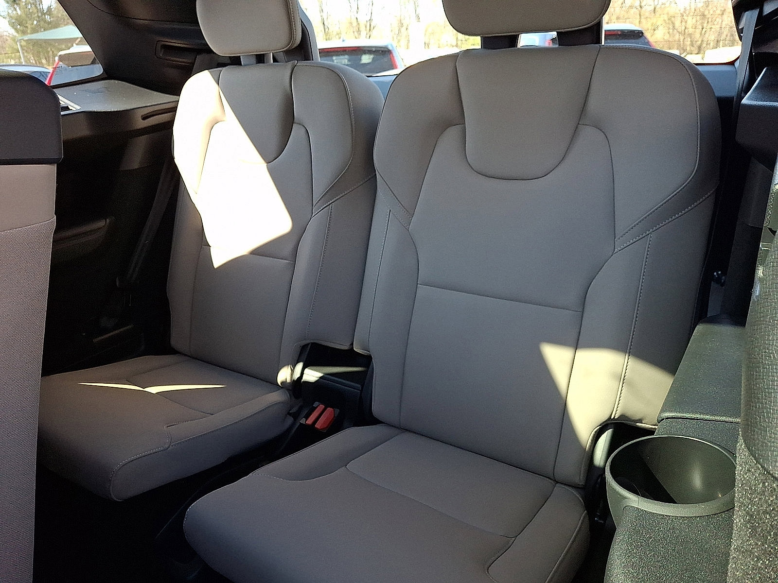 New 2026 Volvo XC90 B6 Plus w/ Protection Package Premier AWD/4WD image 6