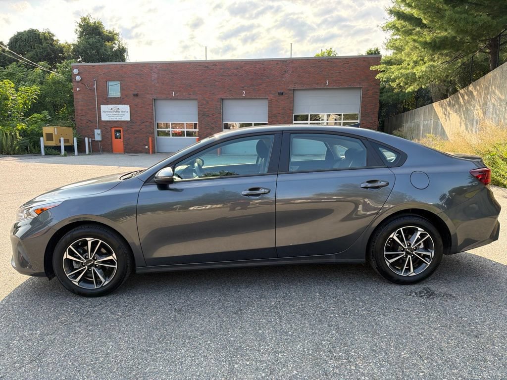 Certified 2024 Kia Forte LXS w/ LXS Technology Package FWD image 3
