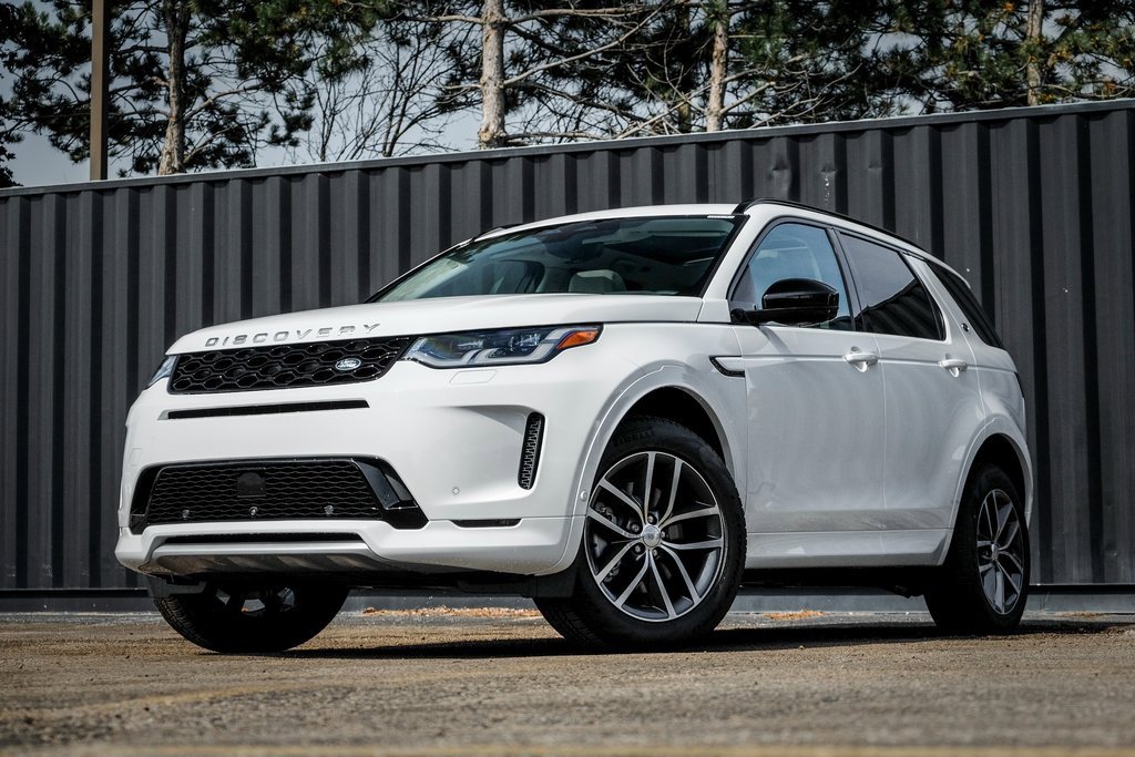 New 2025 Land Rover Discovery Sport S image 1