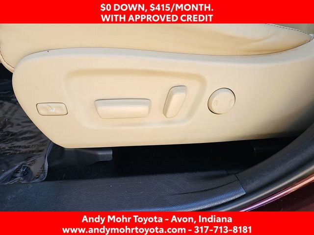 Used 2017 Toyota Highlander XLE AWD/4WD image 13