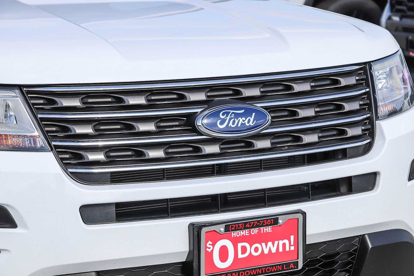 Used 2017 Ford Explorer FWD image 4
