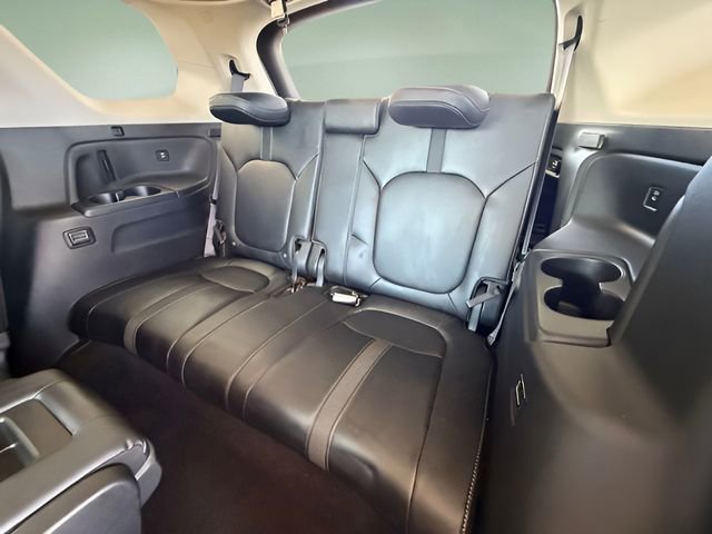 Used 2025 Honda Pilot EX-L image 24