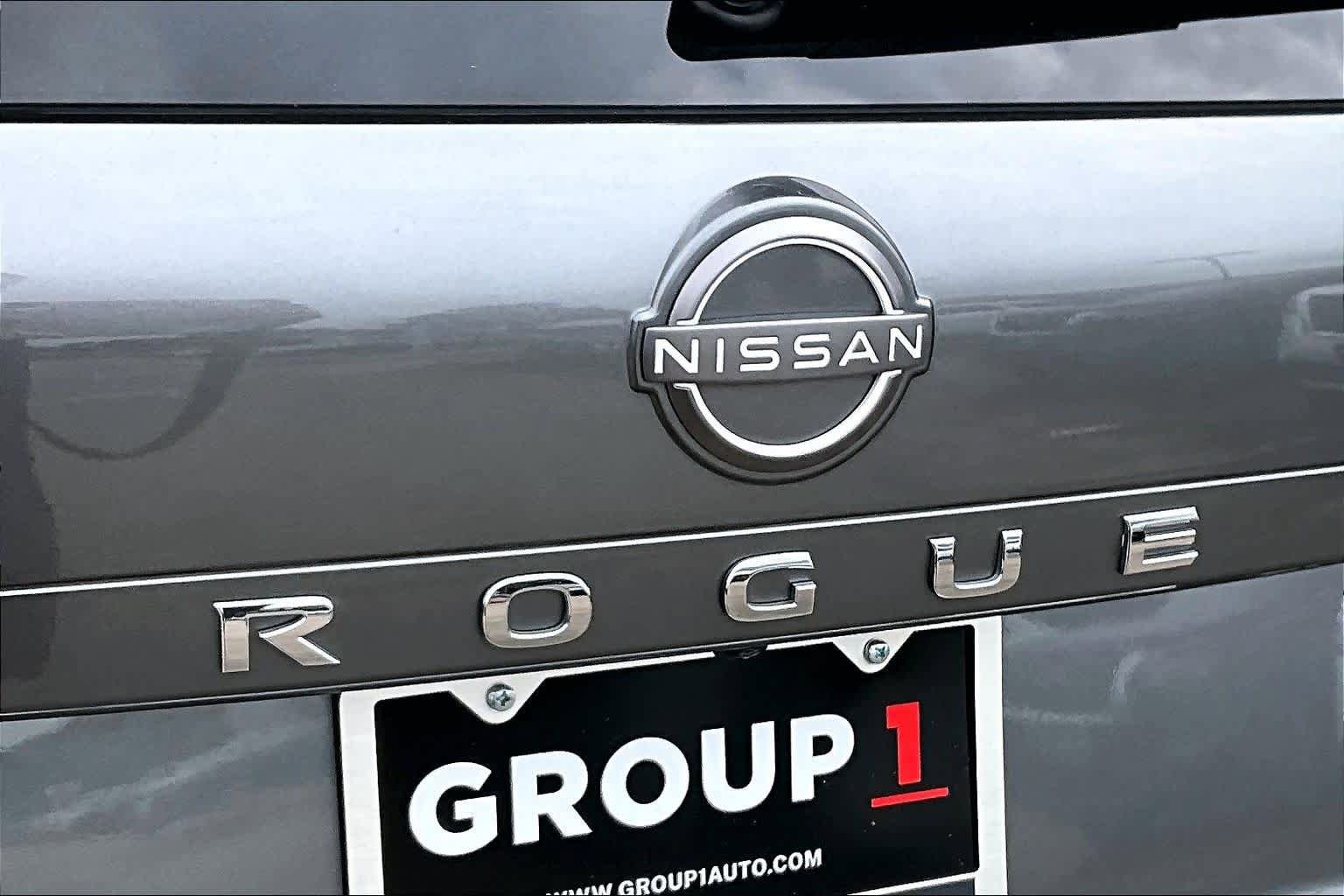 Certified 2023 Nissan Rogue SV FWD image 29