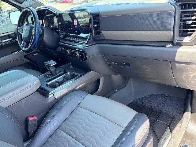 Used 2024 Chevrolet Silverado 1500 ZR2 AWD/4WD image 8