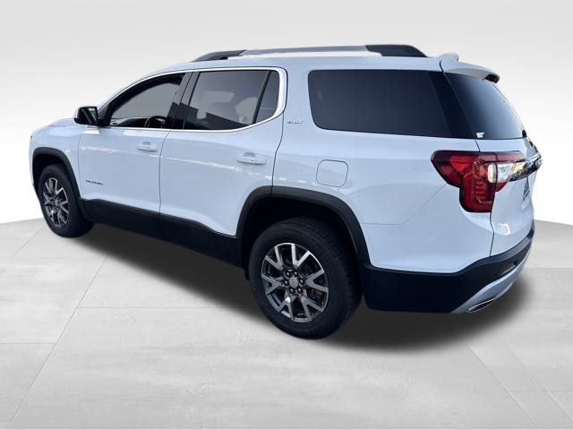 Certified 2023 GMC Acadia SLT image 3