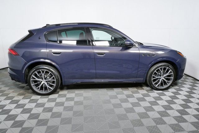 New 2026 Maserati Grecale Modena image 36