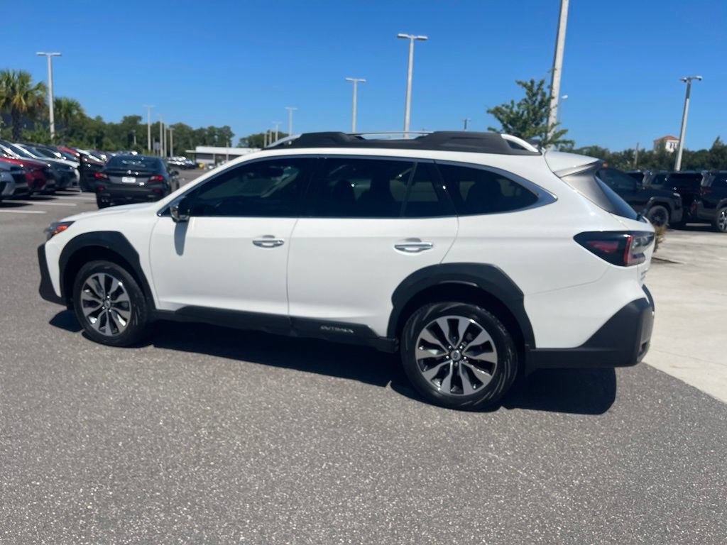 Certified 2023 Subaru Outback Touring XT AWD/4WD image 8