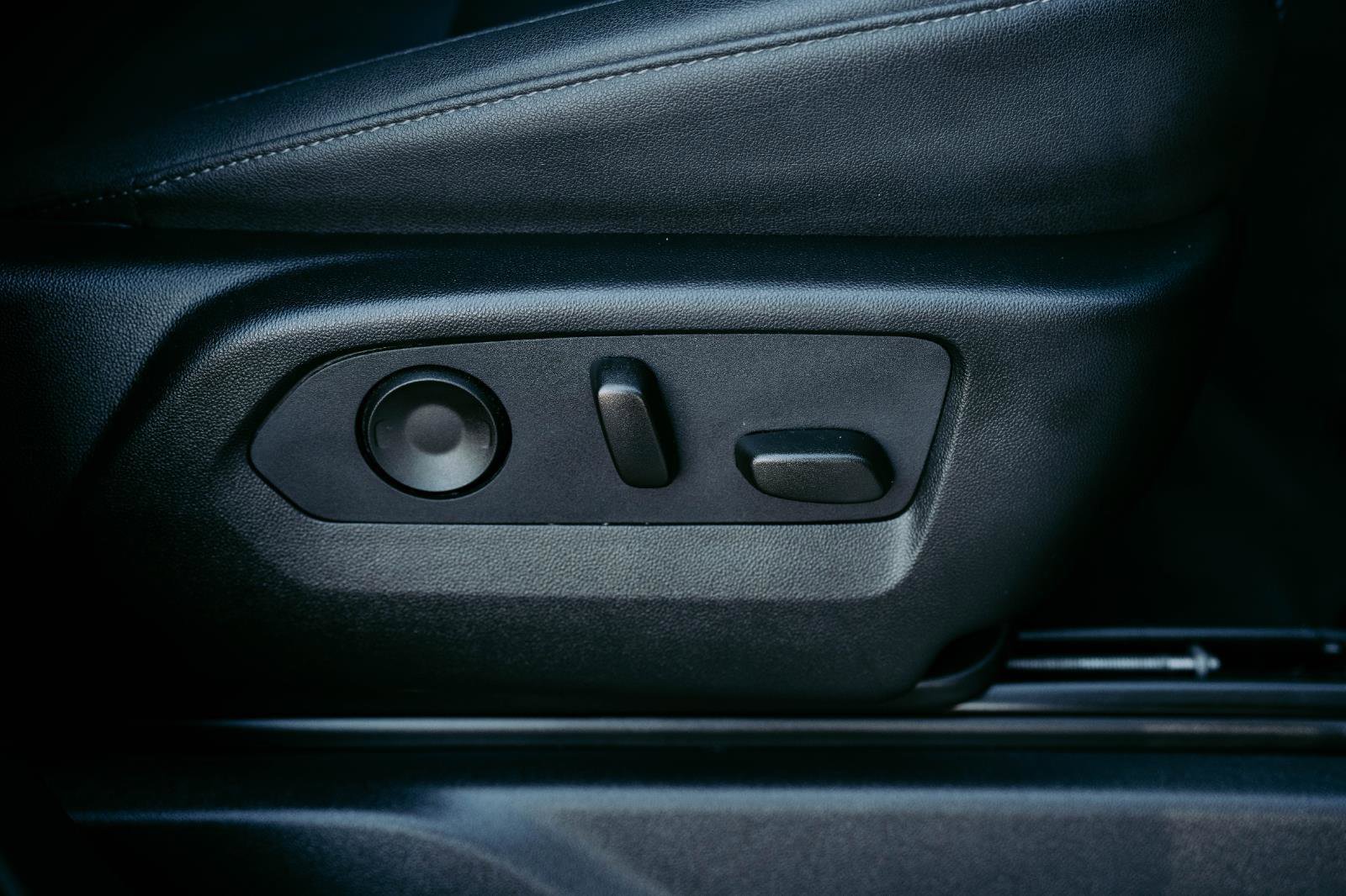 Used 2024 Chevrolet Silverado 2500 LTZ image 16