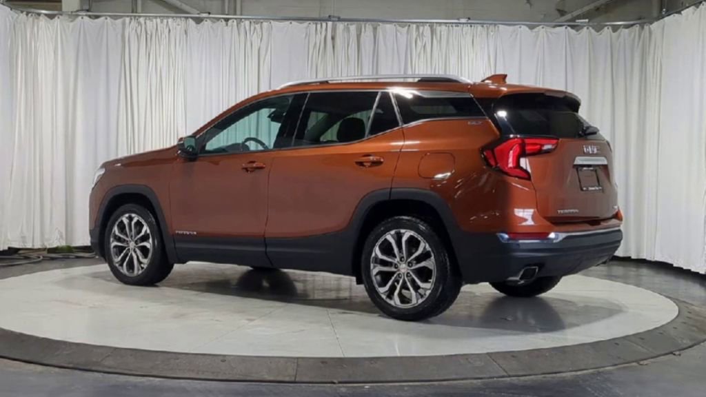 Used 2019 GMC Terrain SLT w/ Preferred Package image 8