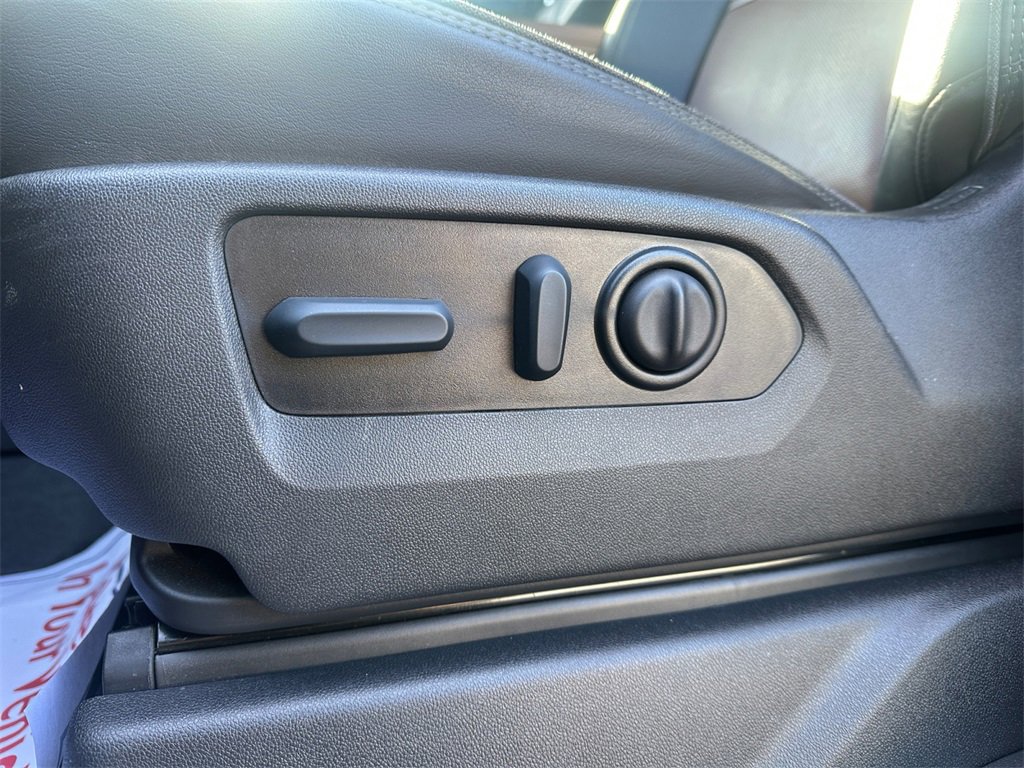 Used 2023 Chevrolet Silverado 2500 High Country w/ Technology Package image 30