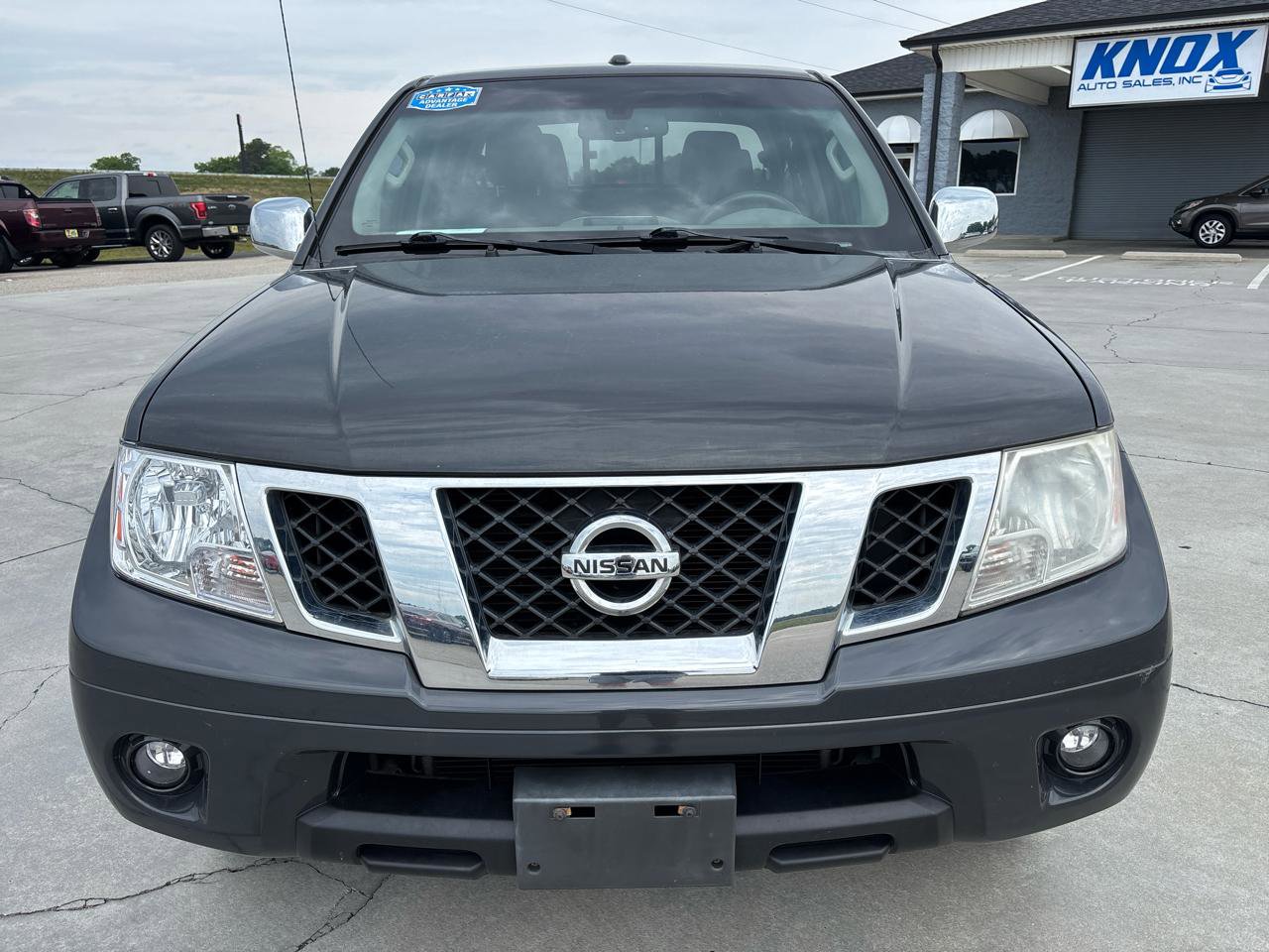 Used 2015 Nissan Frontier SV w/ SV Value Truck Package RWD image 9