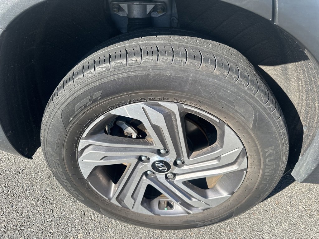 Used 2023 Hyundai Santa Fe SEL image 13