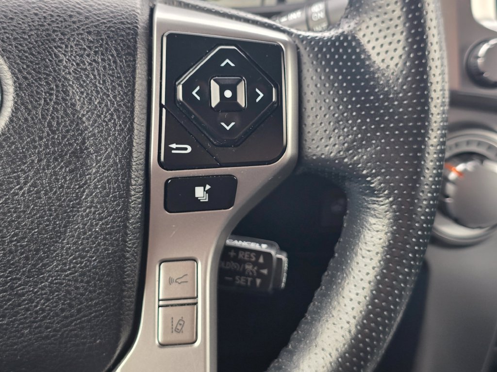 Used 2023 Toyota 4Runner SR5 Premium w/ Moonroof Package AWD/4WD image 35