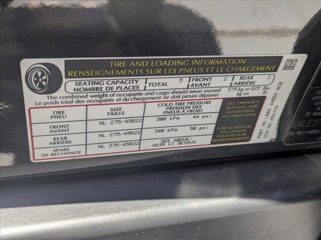 Used 2024 Land Rover Defender 110 X-Dynamic SE AWD/4WD image 19