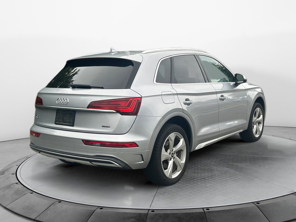 Used 2021 Audi Q5 2.0T Premium Plus w/ Premium Plus Package AWD/4WD image 7