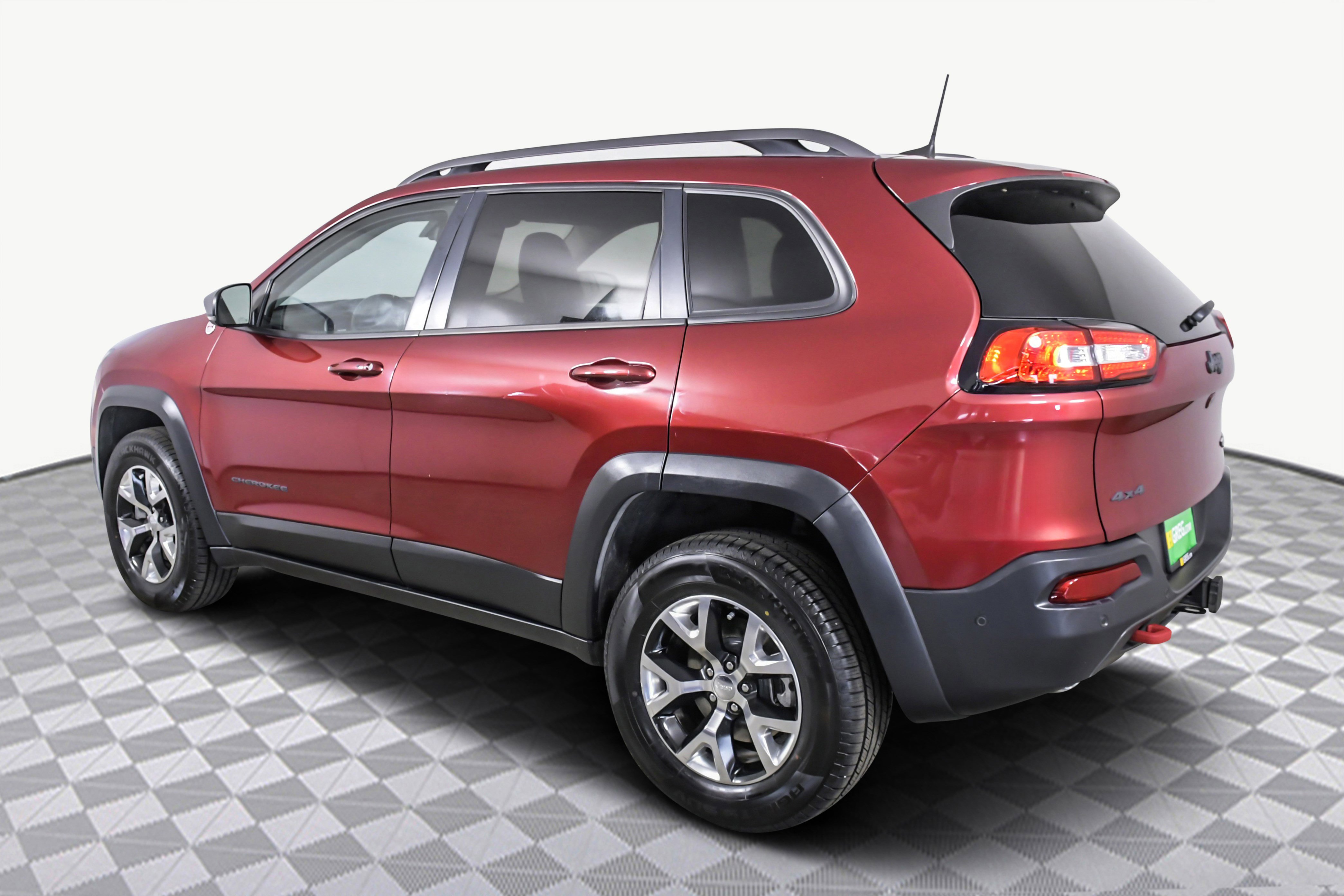Used 2016 Jeep Cherokee Trailhawk w/ Comfort/Convenience Group image 6