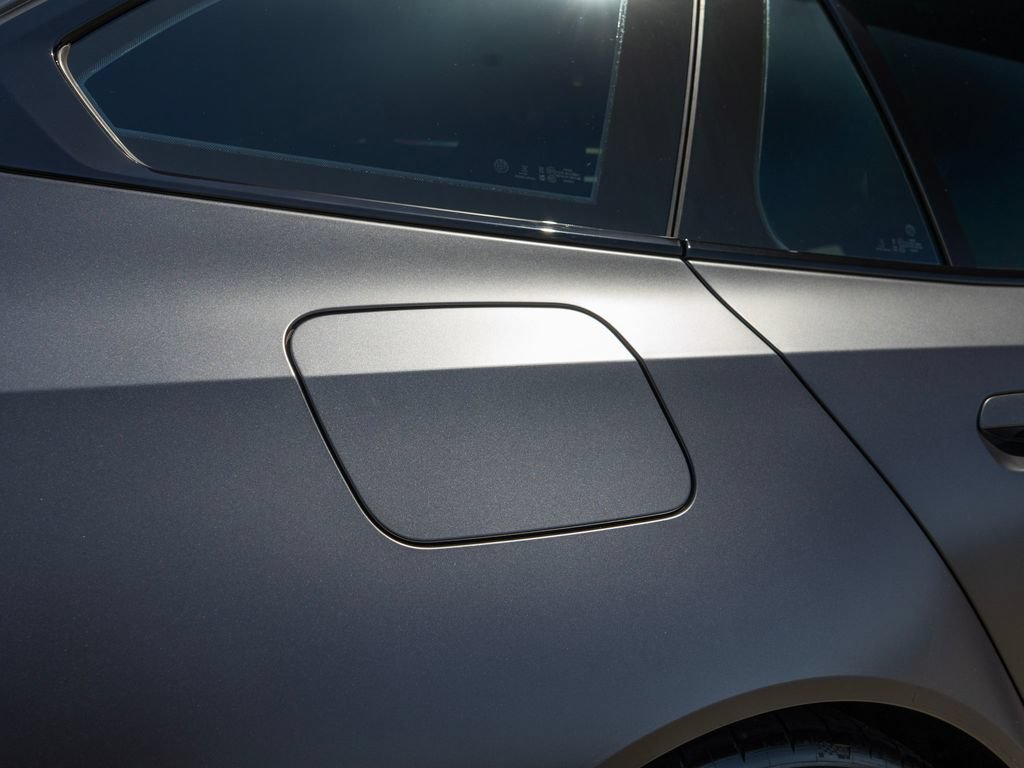 Used 2026 BMW M5 Touring AWD/4WD image 15