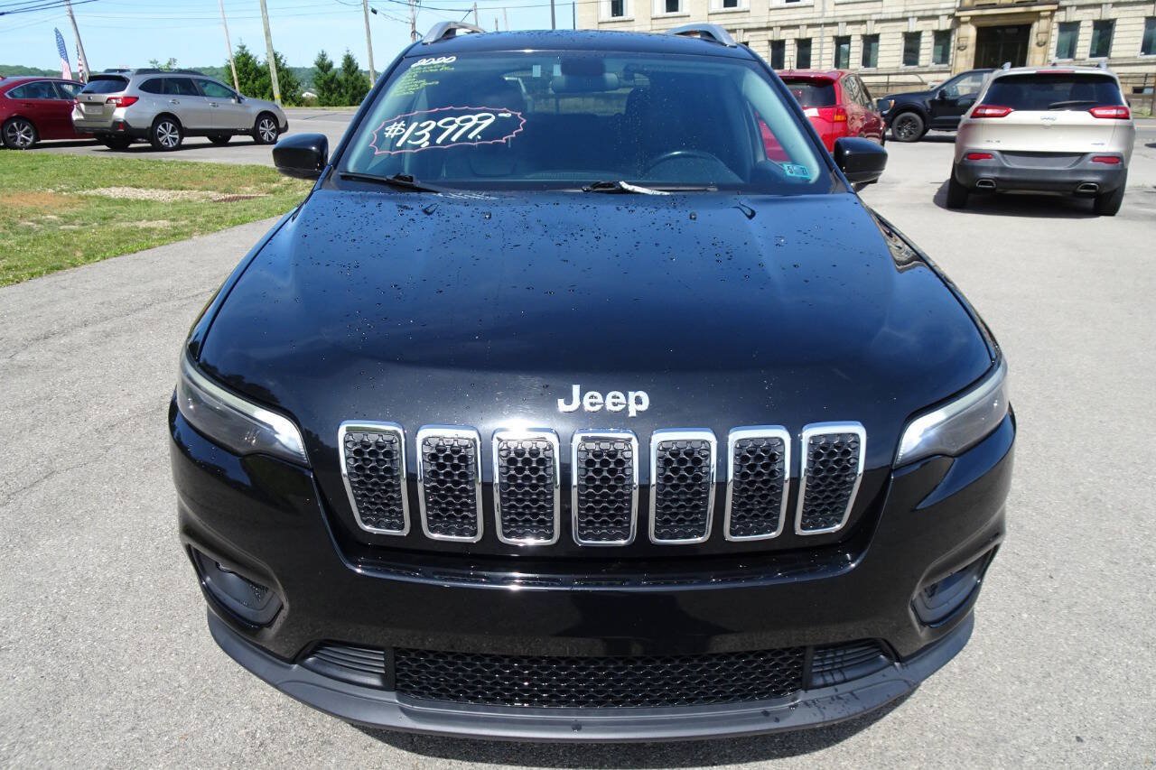 Used 2020 Jeep Cherokee Latitude Plus w/ Cold Weather Group AWD/4WD image 3