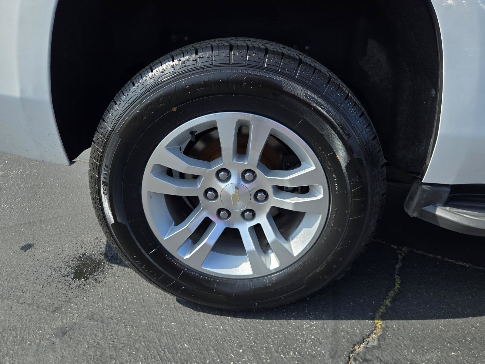 Used 2020 Chevrolet Tahoe LS w/ Enhanced Driver Alert Package RWD image 31