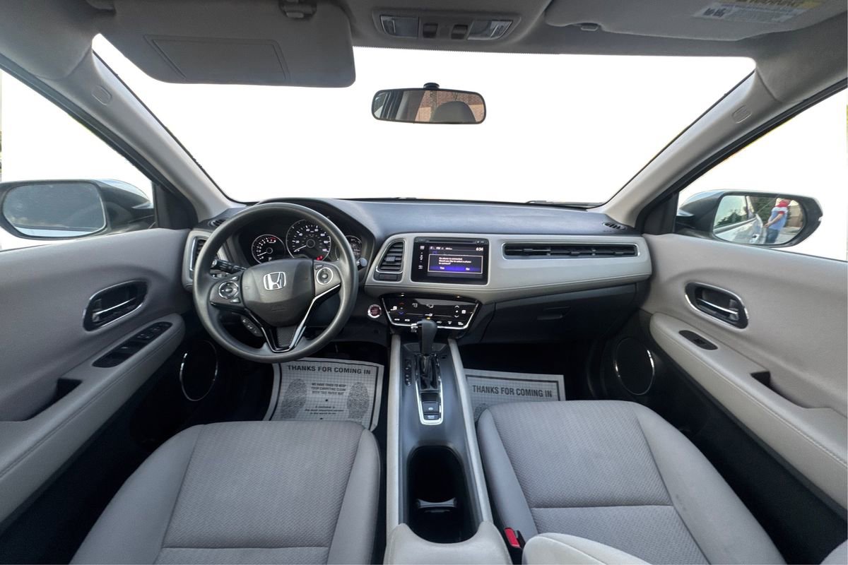 Used 2016 Honda HR-V EX image 28