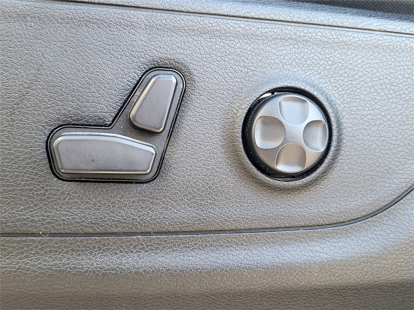 Used 2019 RAM 1500 Big Horn image 13