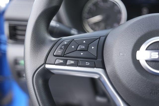 Used 2025 Nissan Sentra SV image 22
