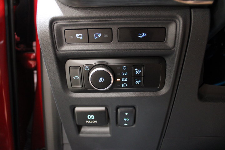 Used 2023 Ford F150 Lariat w/ Trailer Tow Package AWD/4WD image 41
