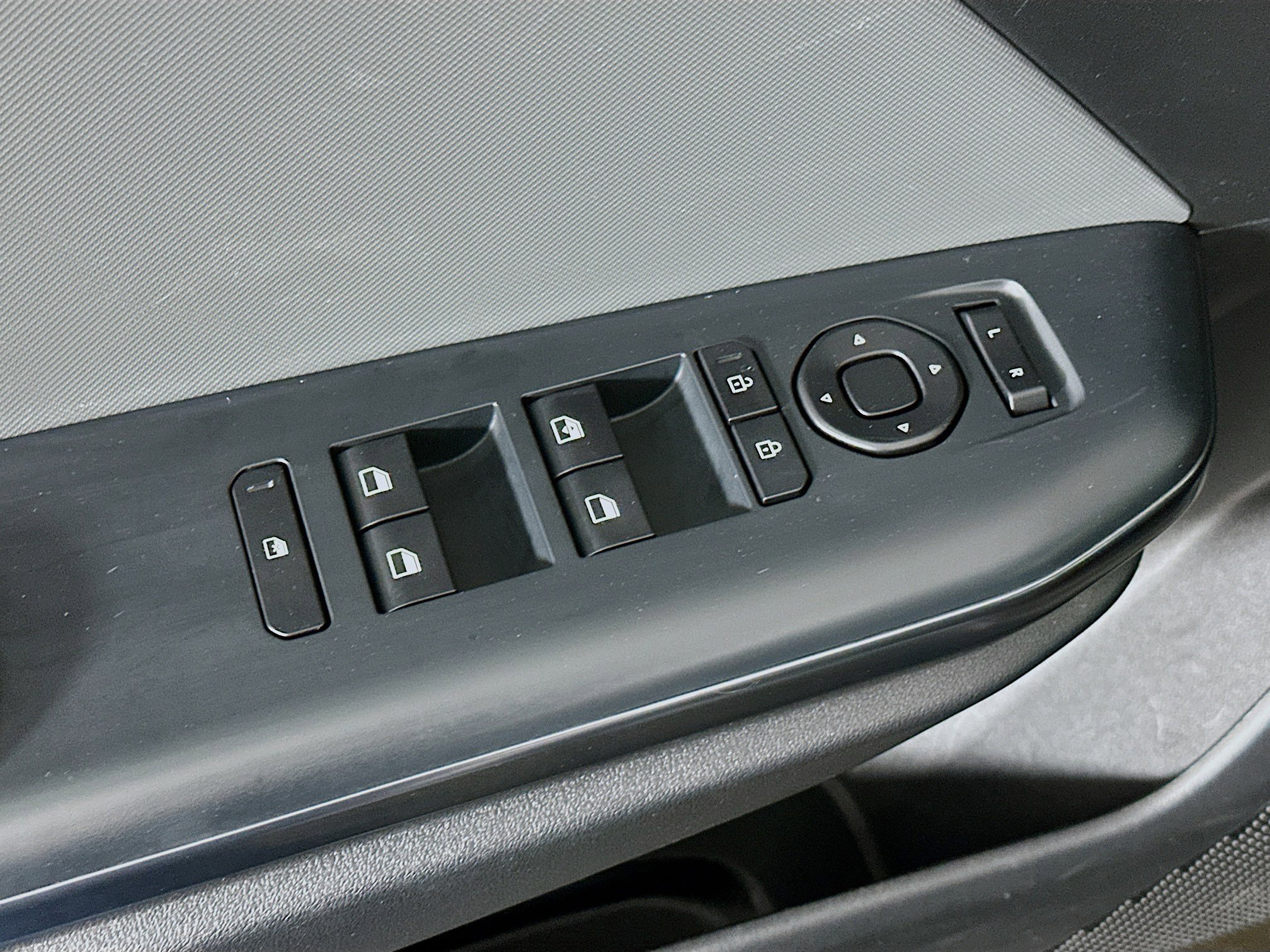 Used 2025 Kia K4 LXS image 15
