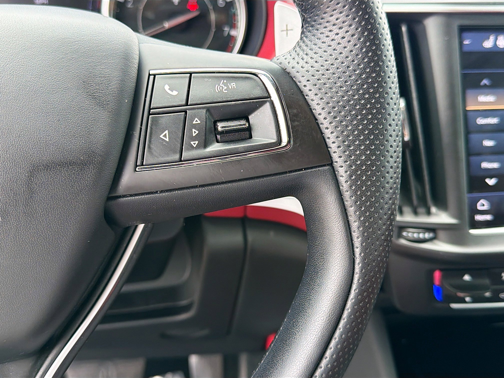 Certified 2023 Maserati Levante Modena image 38