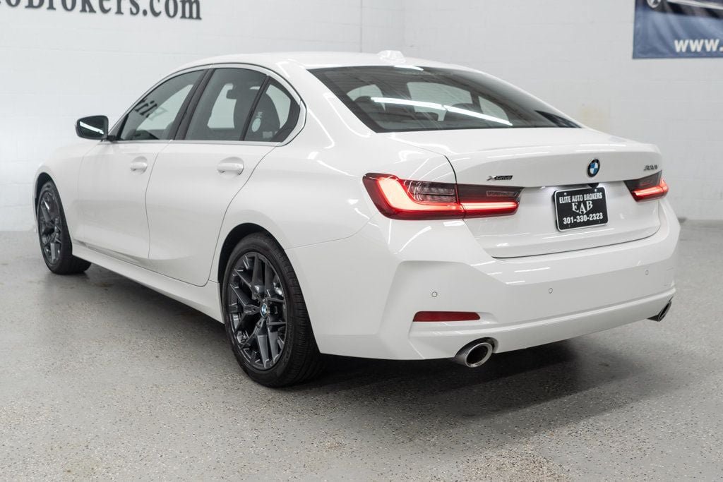 Used 2026 BMW 330i xDrive Sedan AWD/4WD image 6