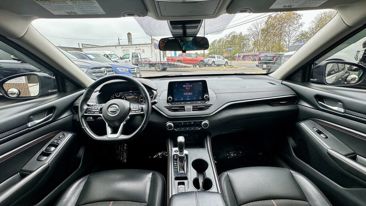 Used 2020 Nissan Altima 2.5 SR image 25