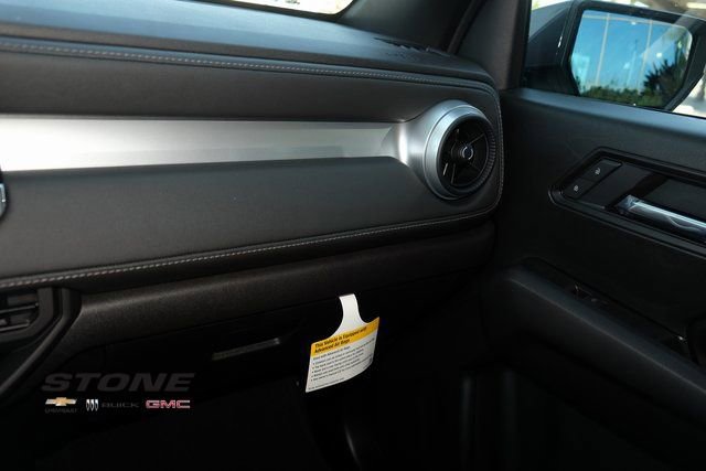 Used 2025 Chevrolet Colorado LT w/ LT Convenience Package AWD/4WD image 29