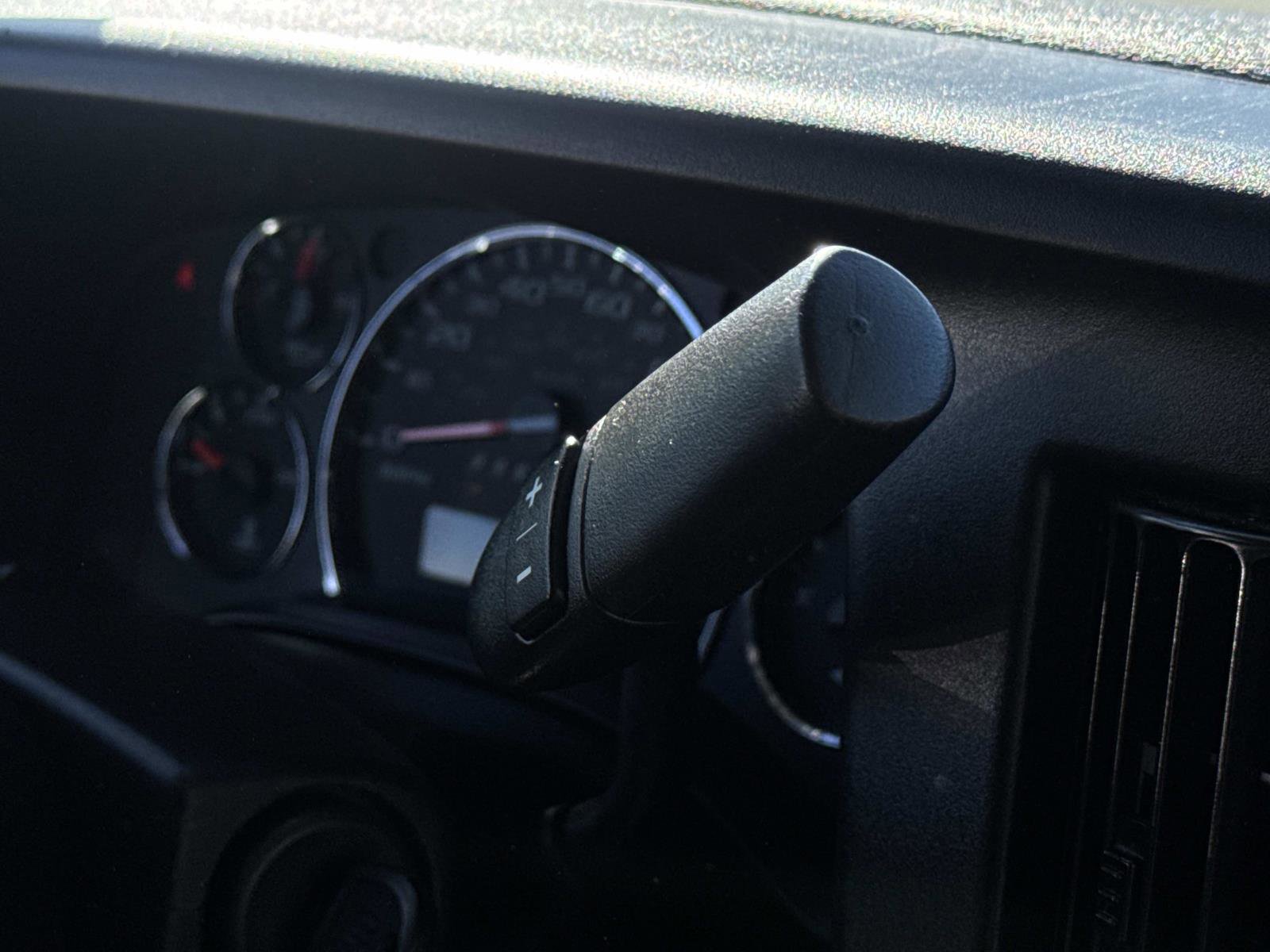 Used 2024 GMC Savana 2500 Work Van w/ Driver Convenience Package image 5