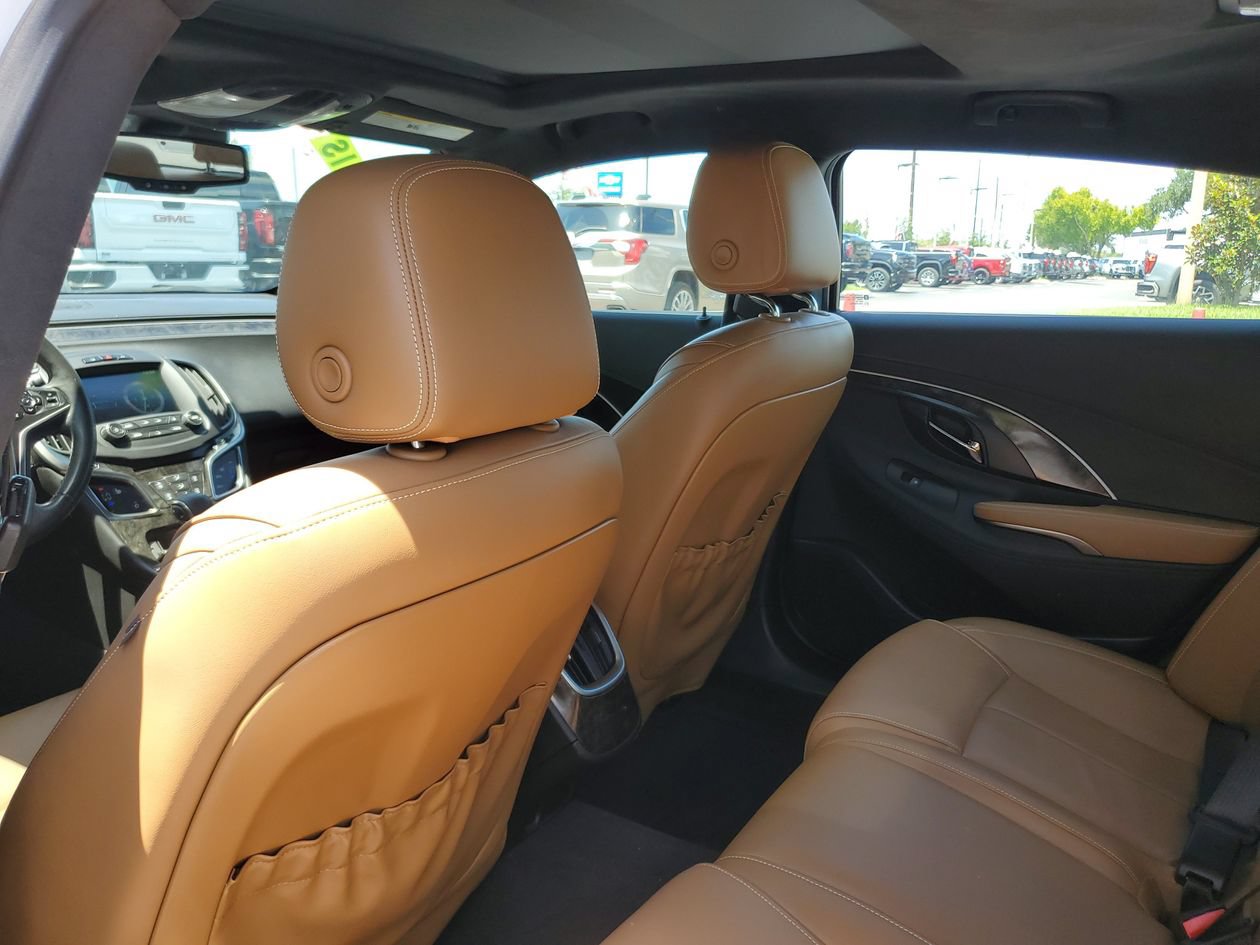 Used 2015 Buick LaCrosse Leather w/ Experience Buick Package FWD image 10