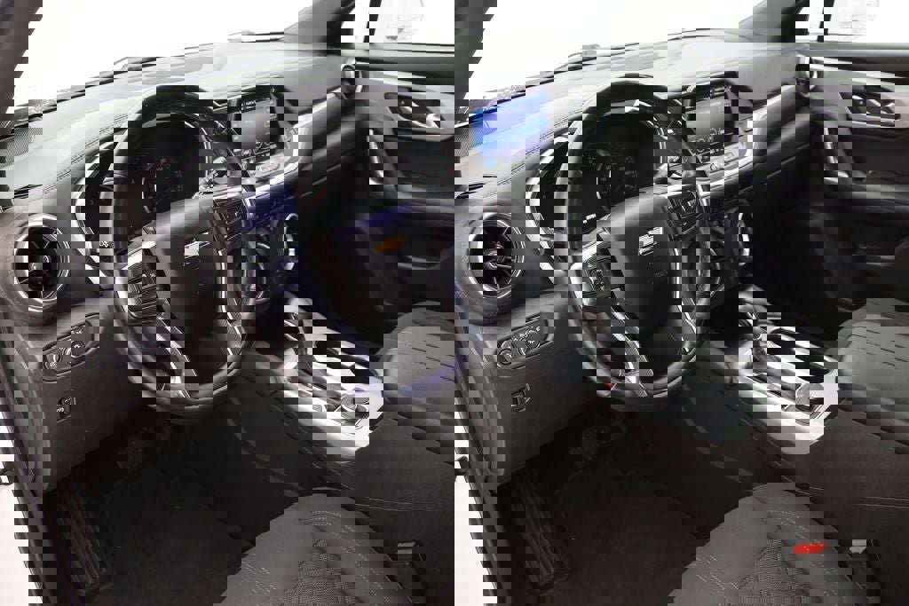 Used 2019 Chevrolet Blazer LT image 14