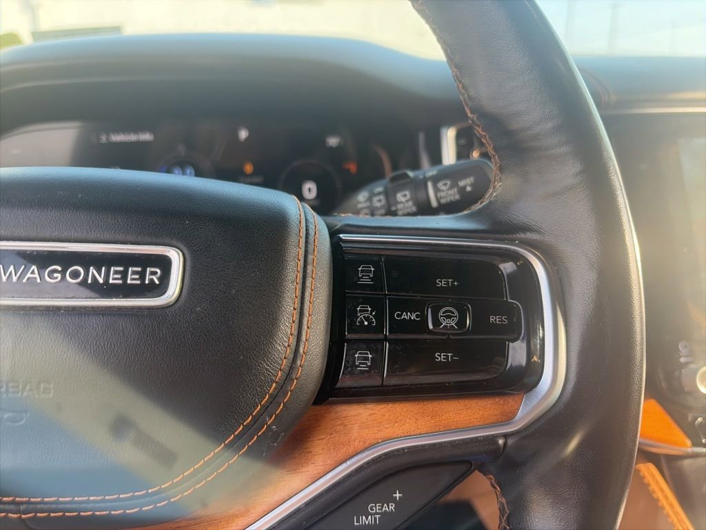 Used 2022 Jeep Grand Wagoneer Series III image 19