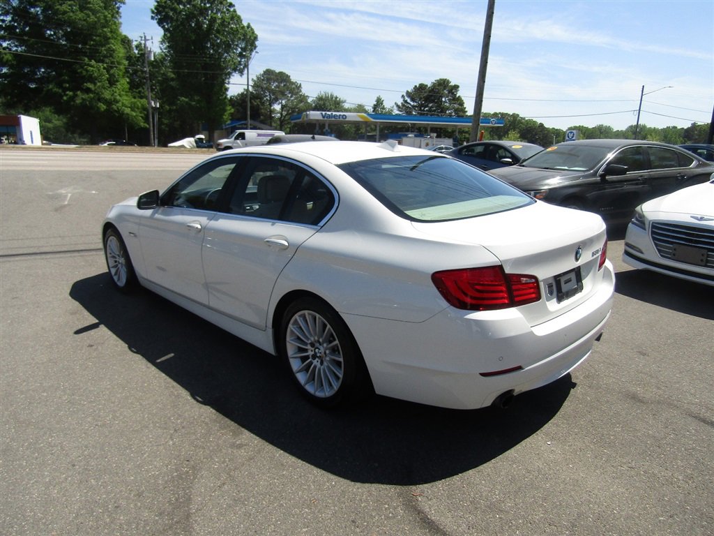Used 2011 BMW 535i Sedan image 5