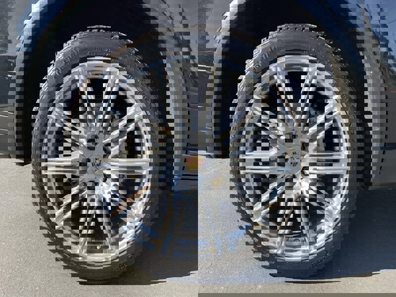 Used 2017 Porsche Cayenne S image 25