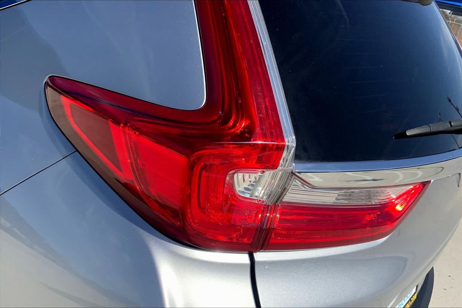 Used 2017 Honda CR-V Touring image 28