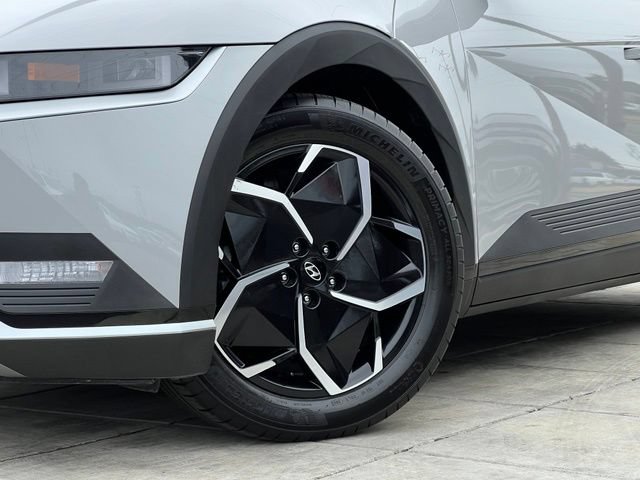 Certified 2024 Hyundai Ioniq 5 SE AWD/4WD image 2