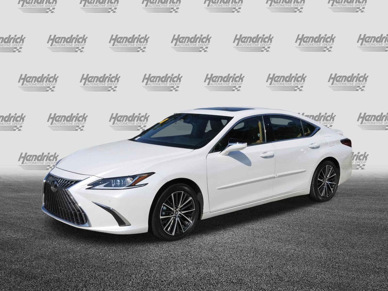 Certified 2025 Lexus ES 300h w/ Premium Package FWD image 5