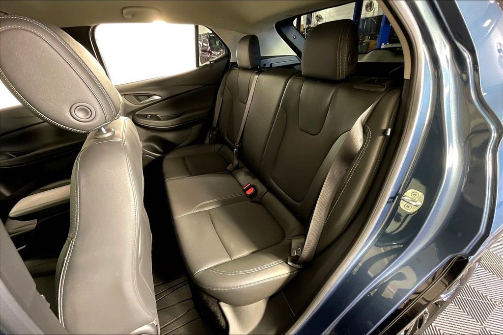Used 2024 Buick Encore GX Sport Touring image 36