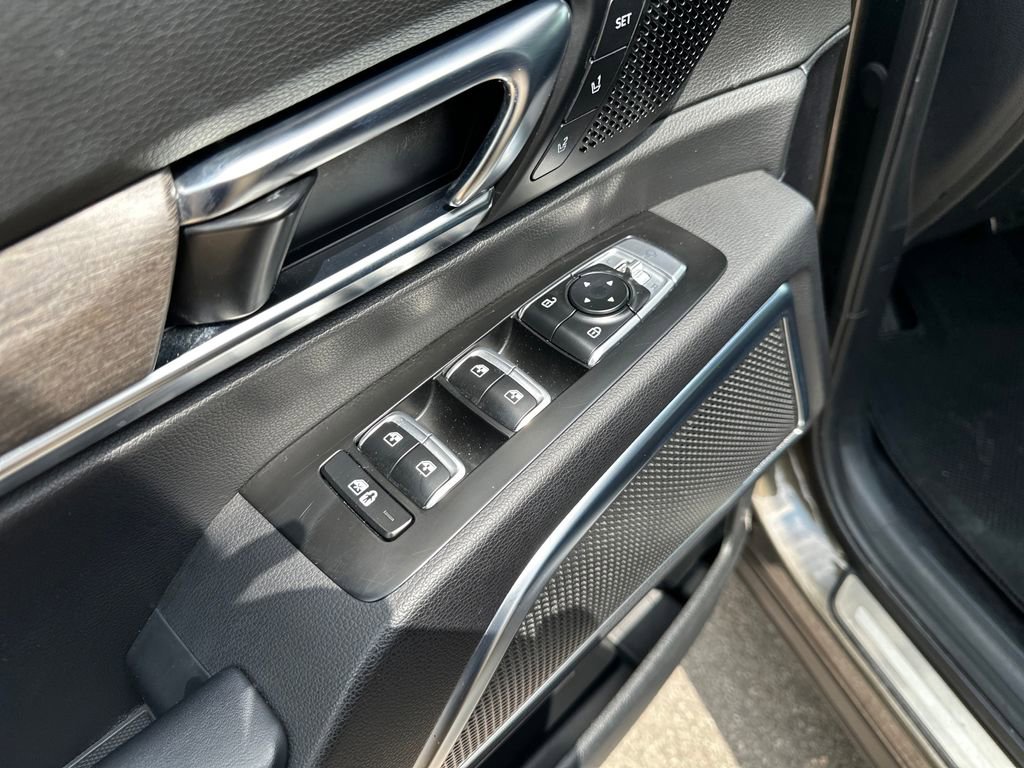 Used 2021 Kia Telluride SX w/ SX Prestige Package AWD/4WD image 16