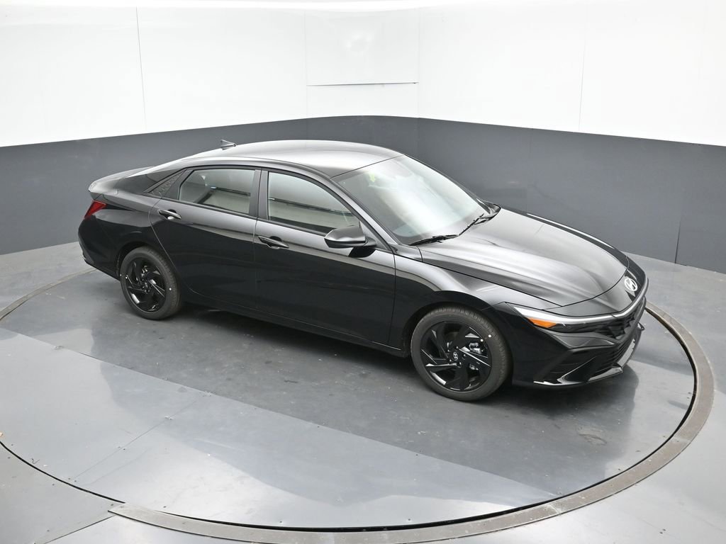 New 2026 Hyundai Elantra Sport image 23