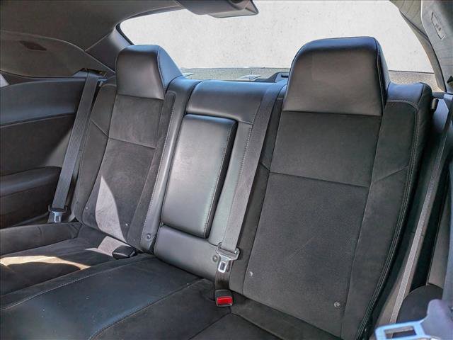Used 2017 Dodge Challenger R/T Scat Pack w/ Leather Interior Group image 17