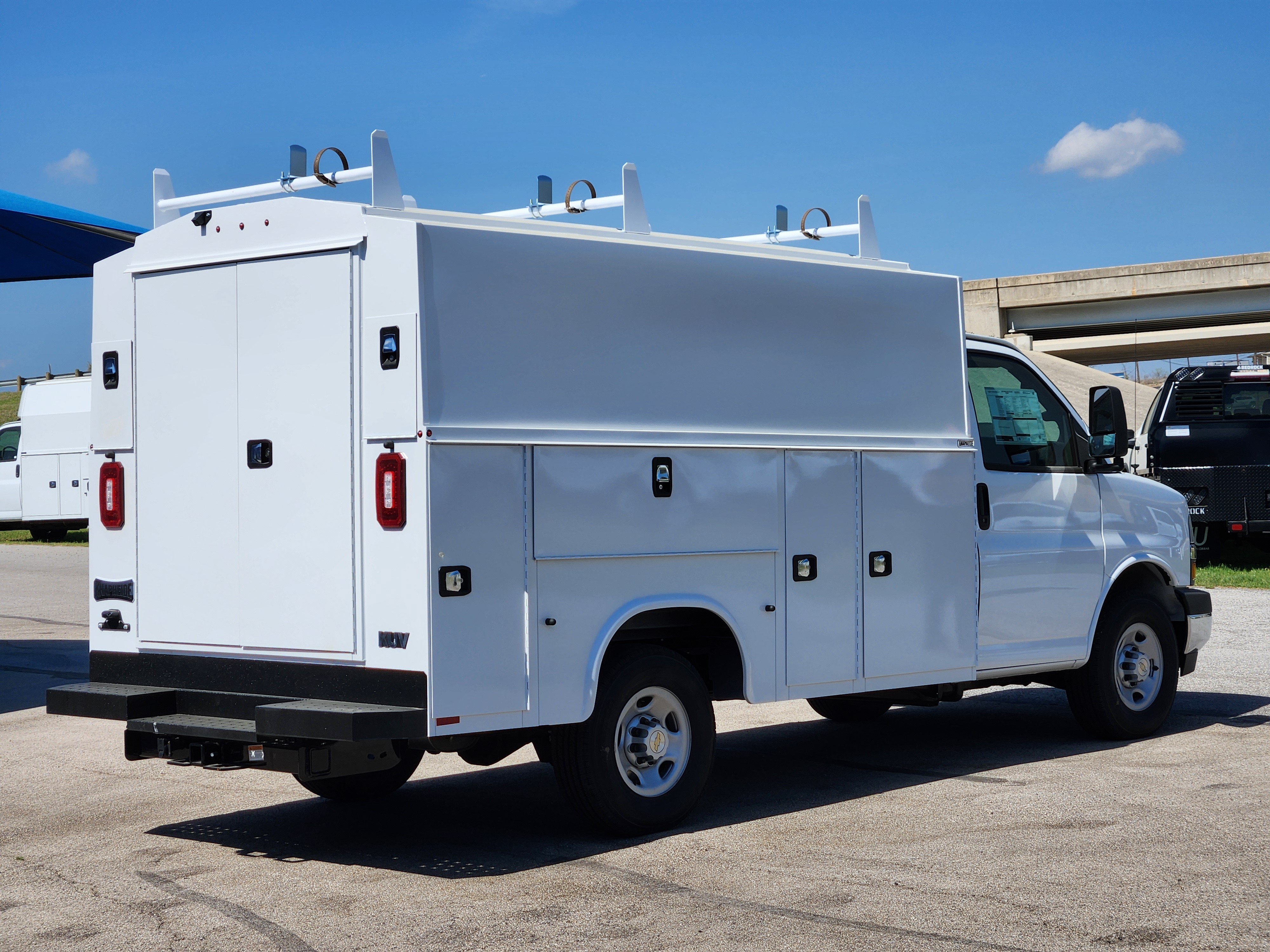 New 2025 Chevrolet Express 3500 w/ Power Convenience Package RWD image 3