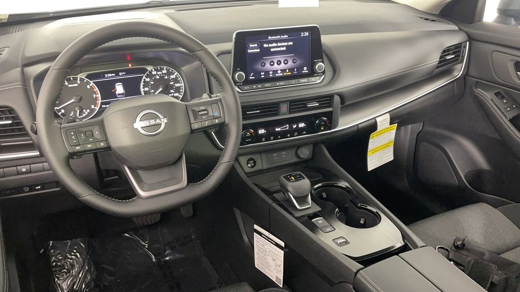 New 2025 Nissan Rogue SV image 15